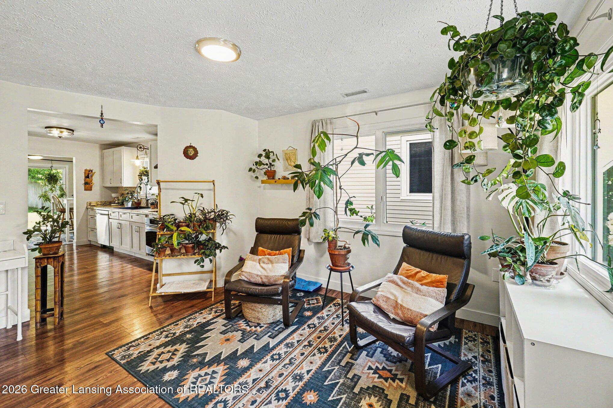 568 Lexington Avenue
