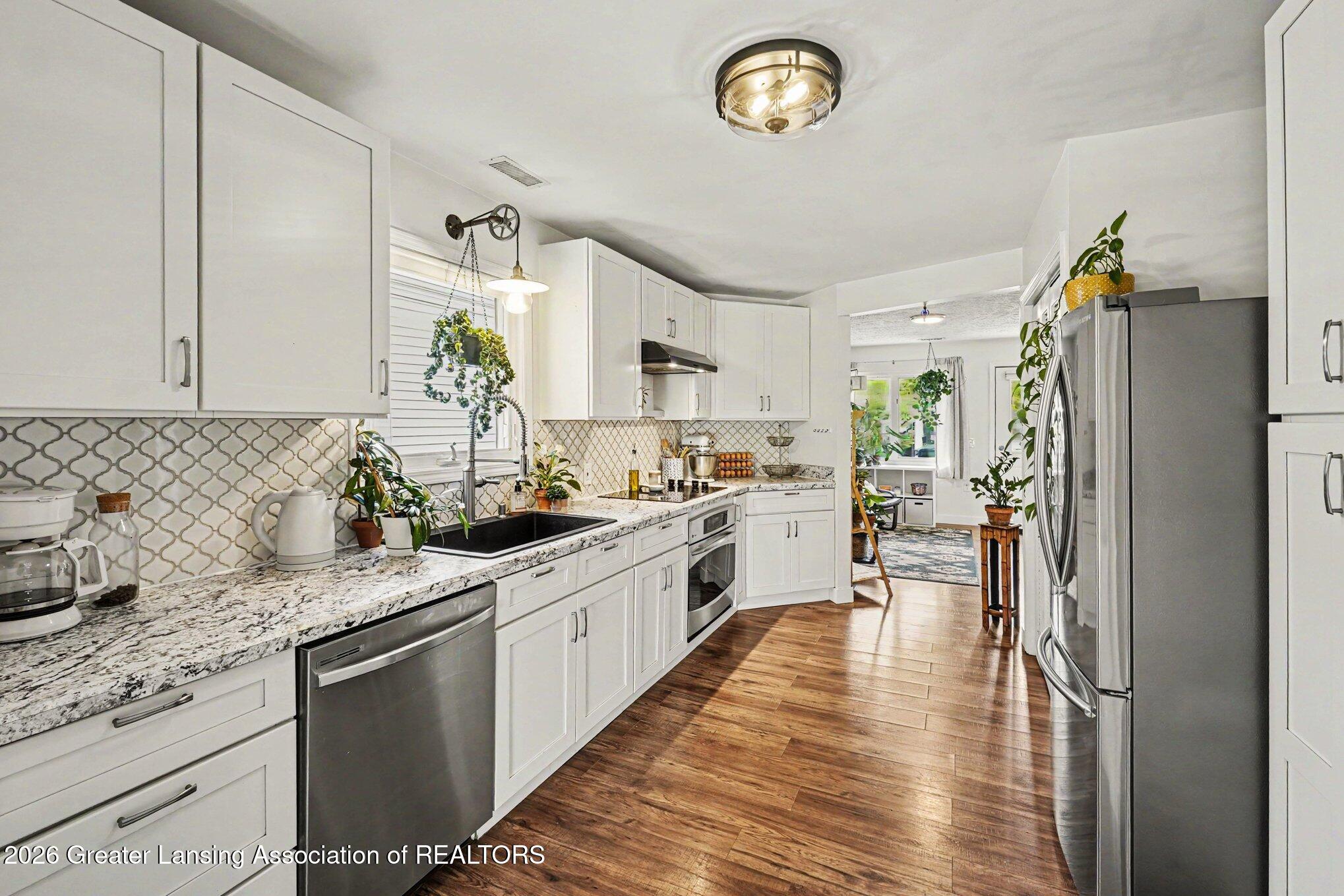 568 Lexington Avenue