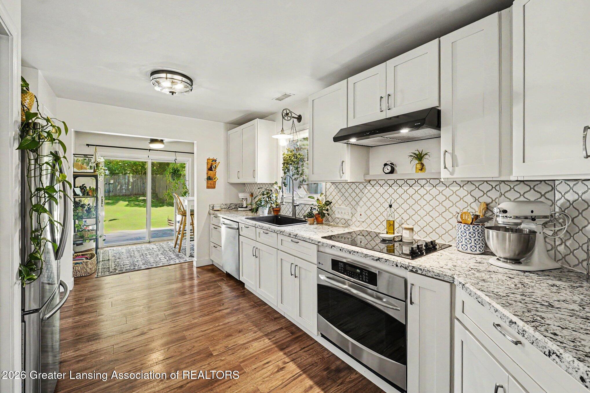 568 Lexington Avenue