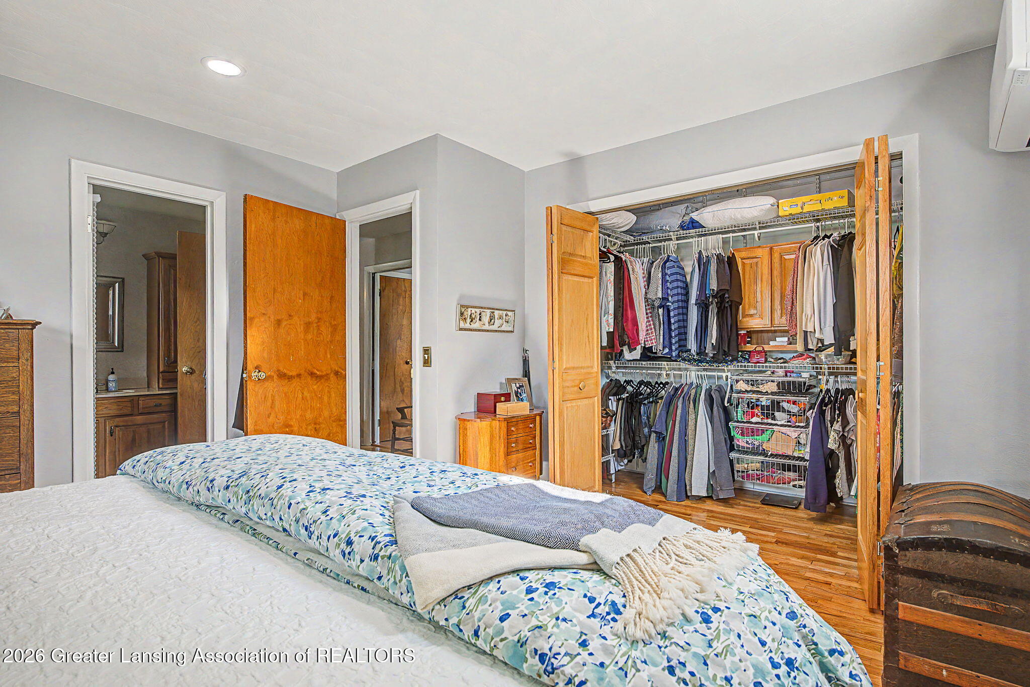 3526 W Howell Road