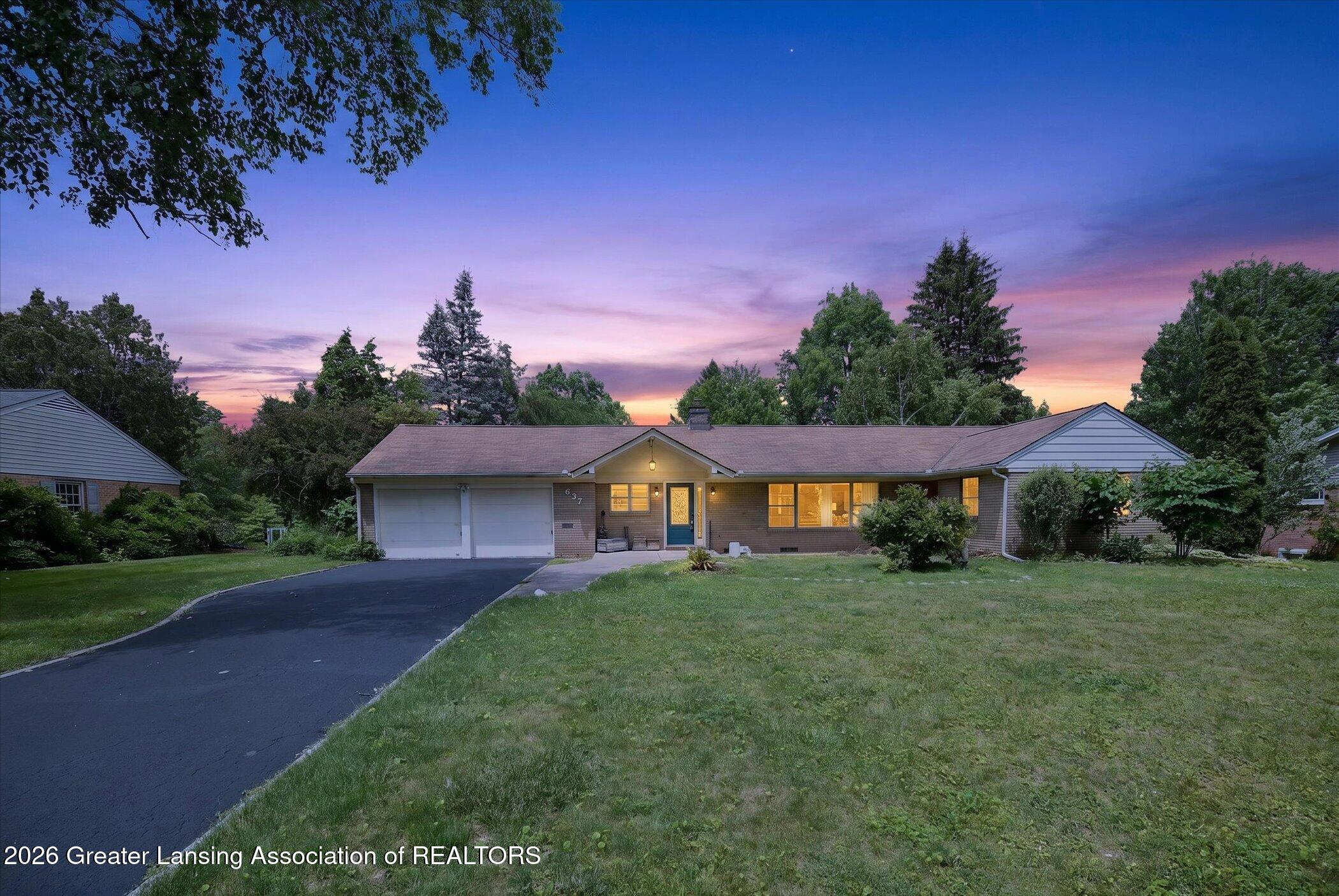 637 Whitehills Drive
