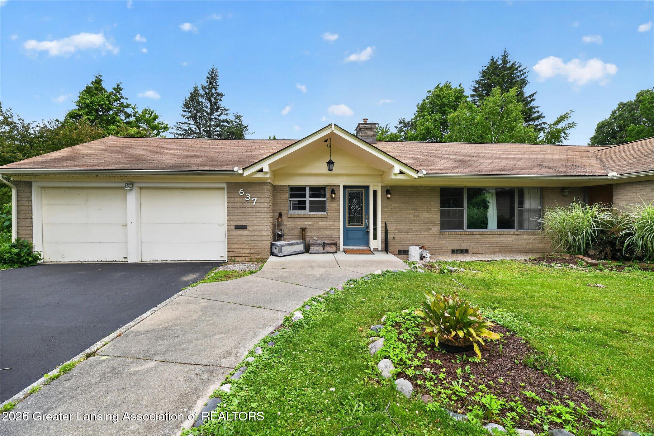 637 Whitehills Drive