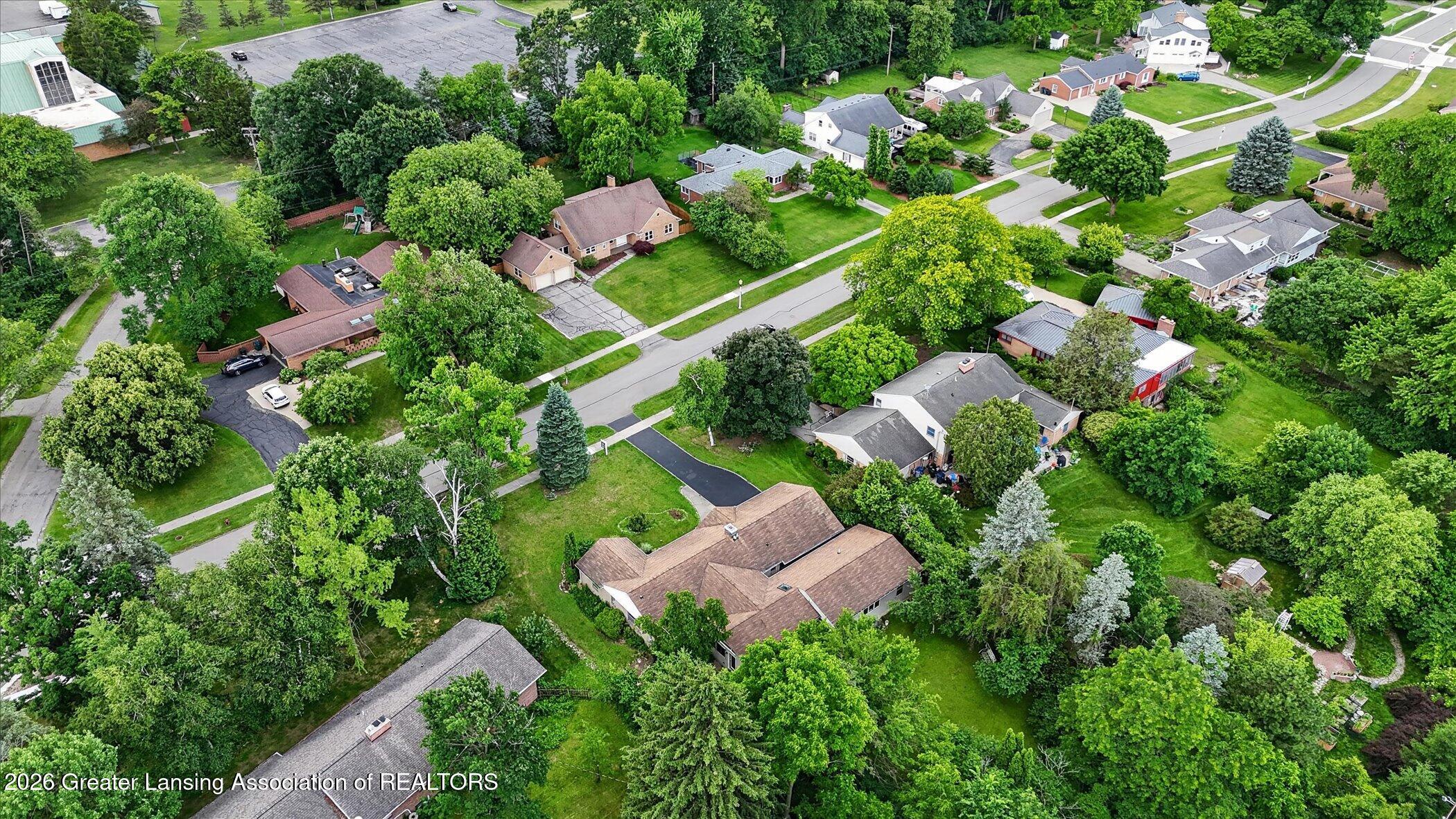 637 Whitehills Drive