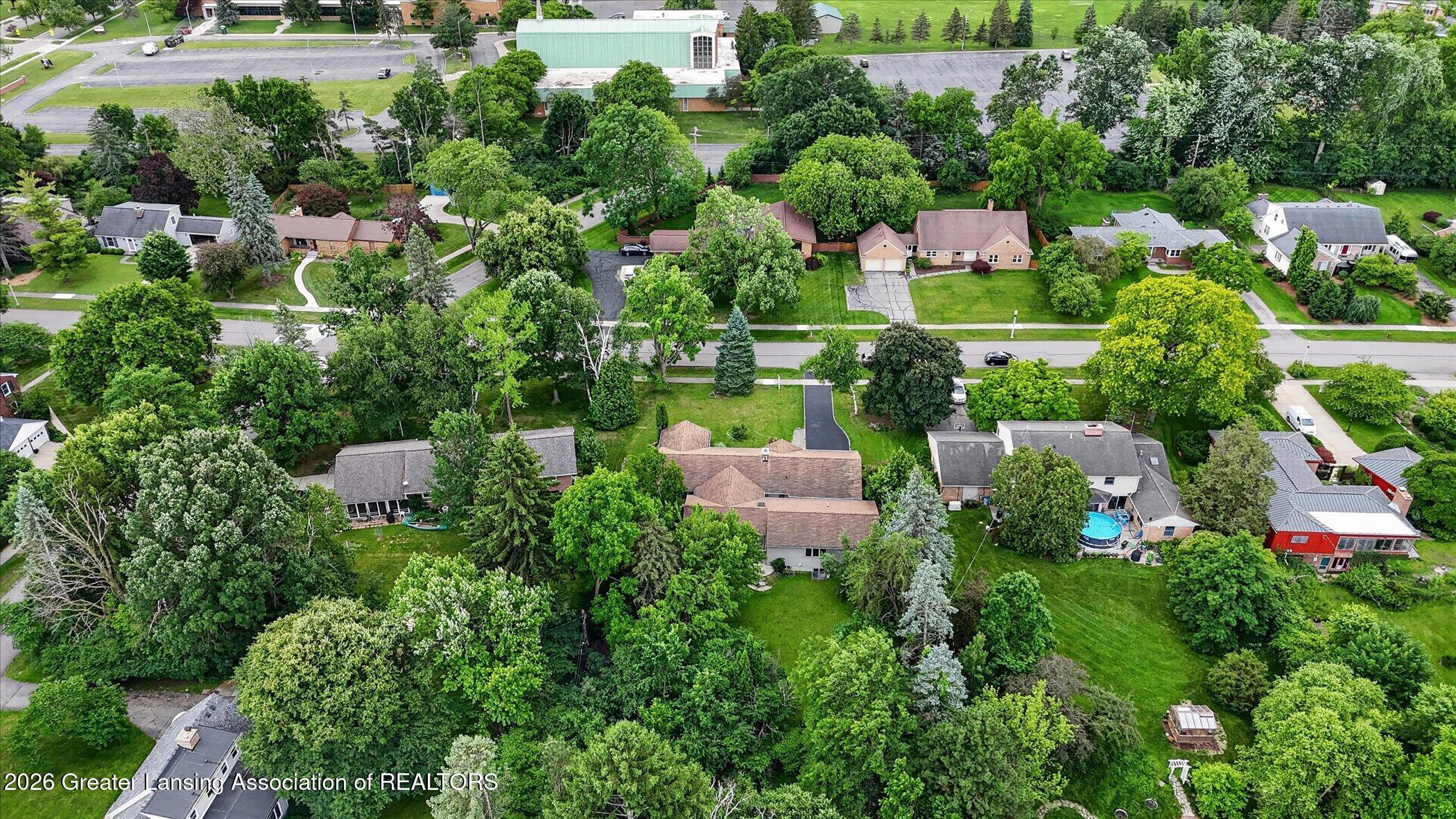 637 Whitehills Drive