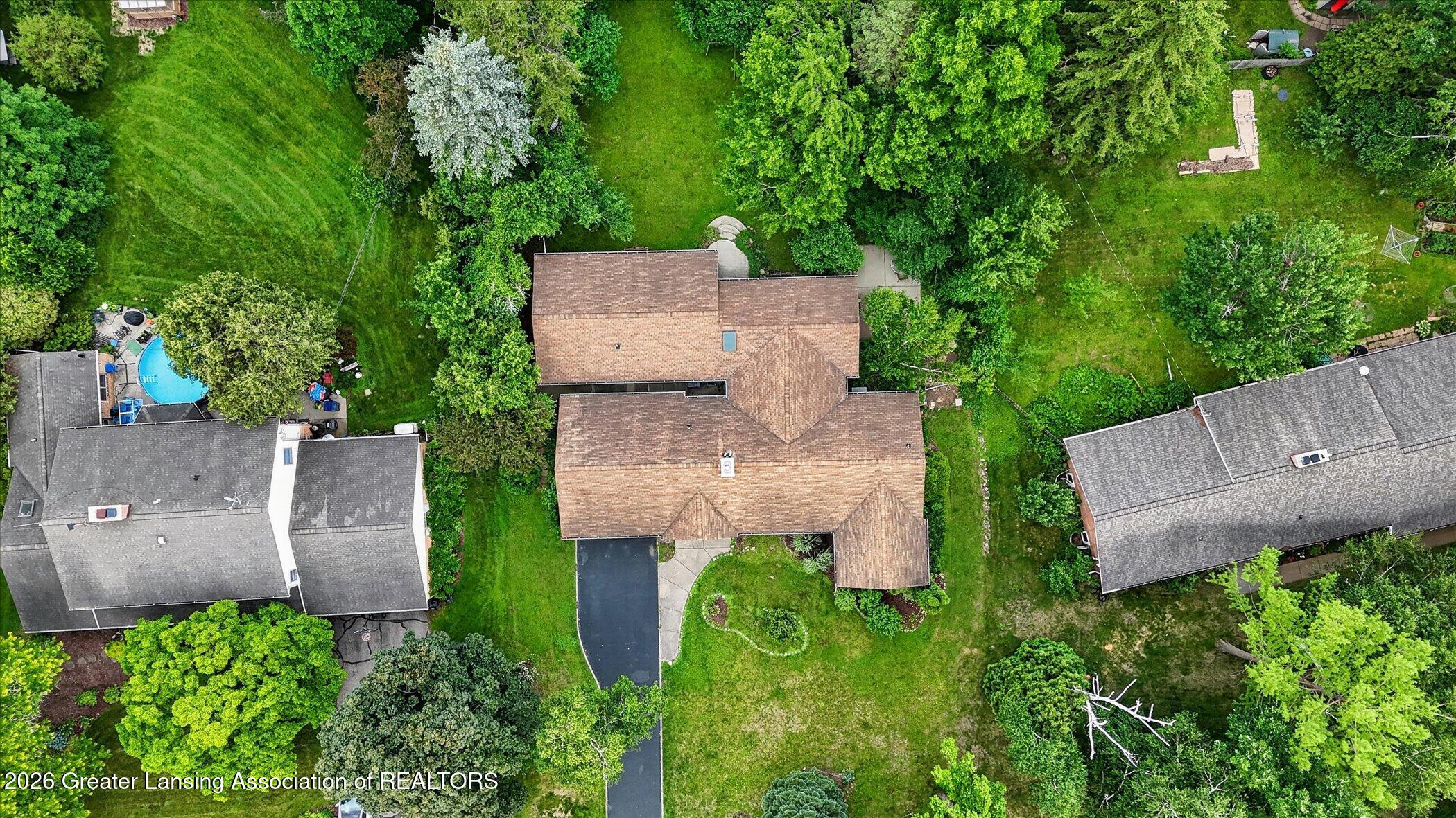 637 Whitehills Drive