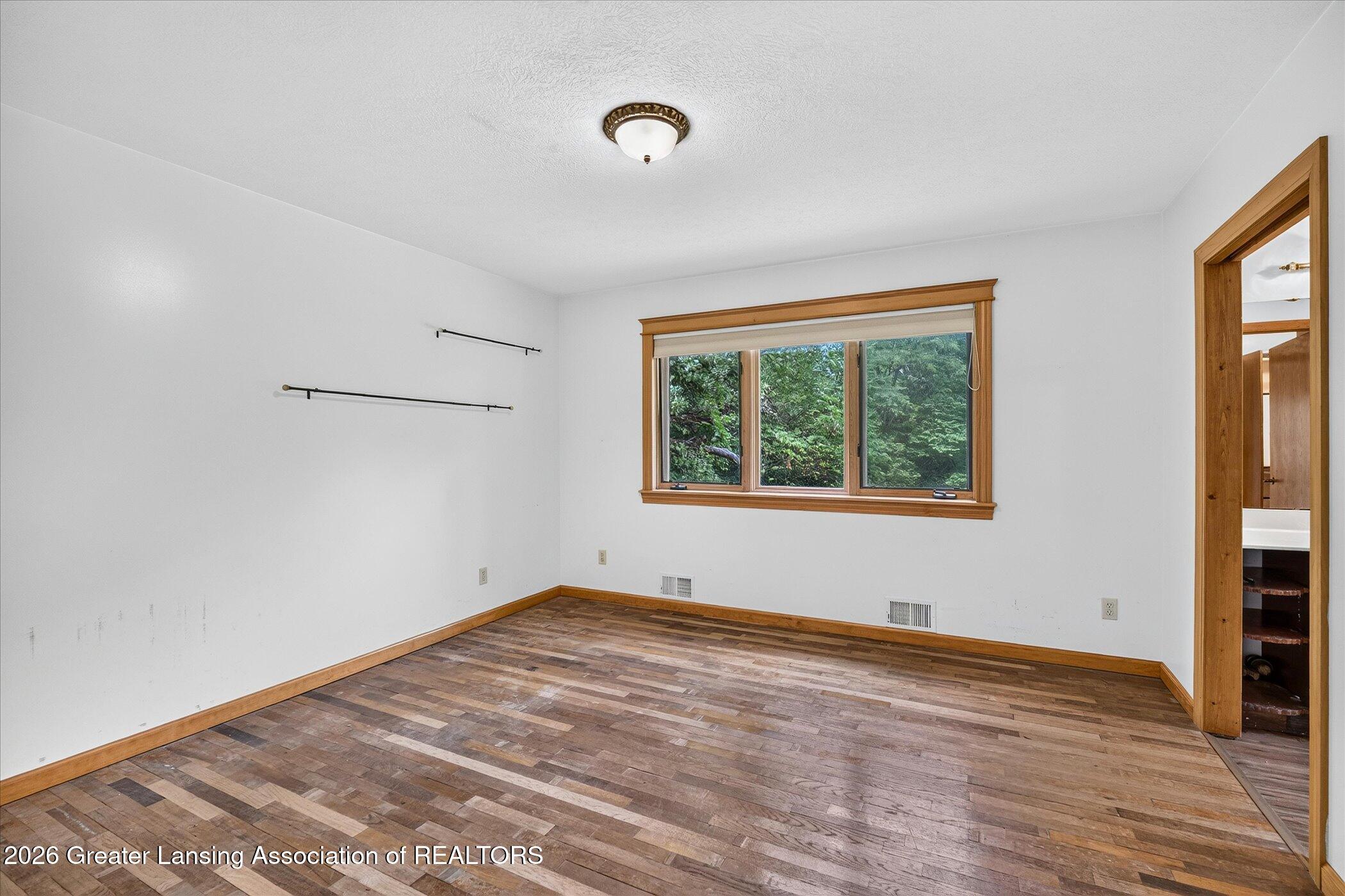 637 Whitehills Drive