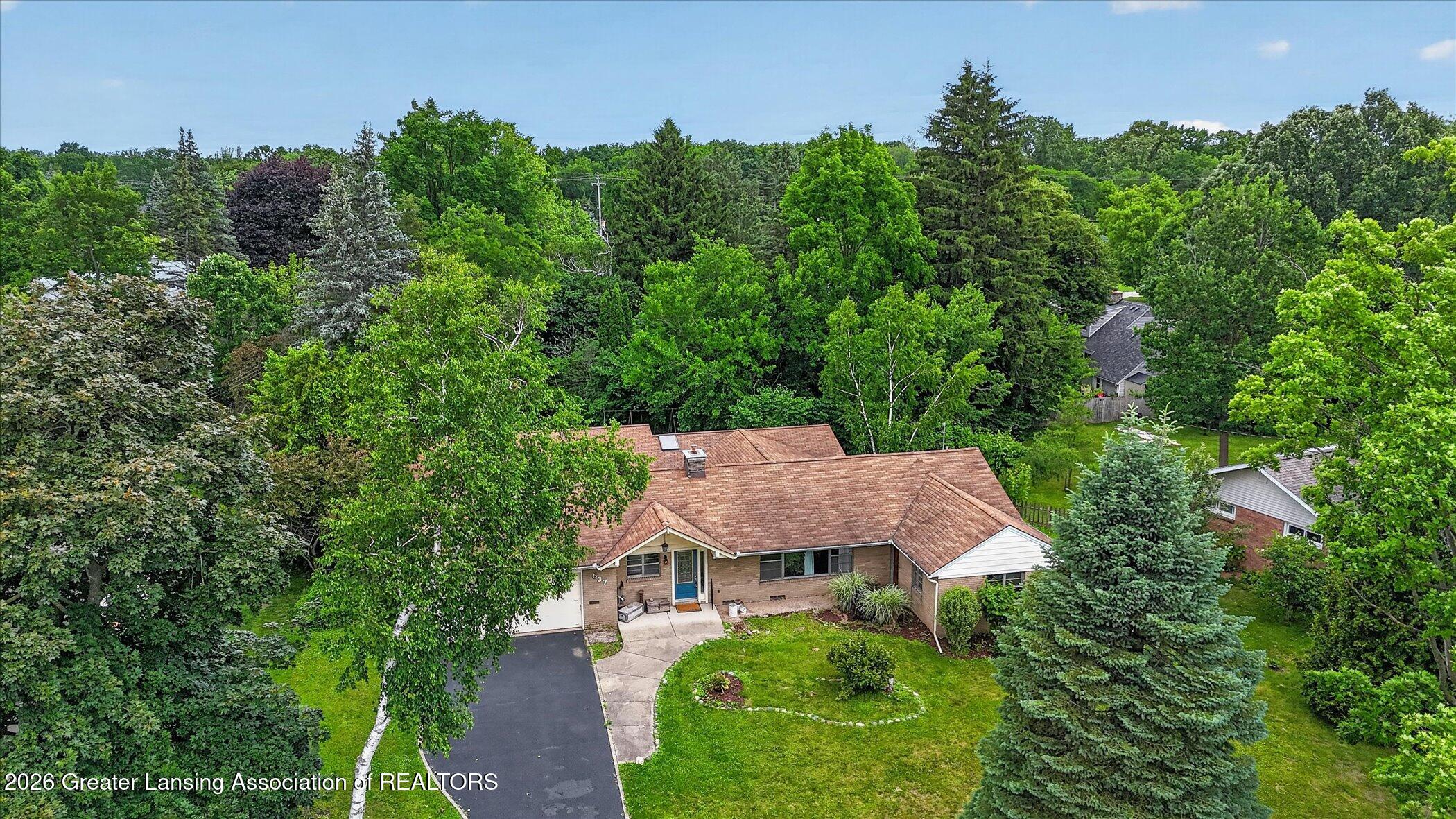 637 Whitehills Drive