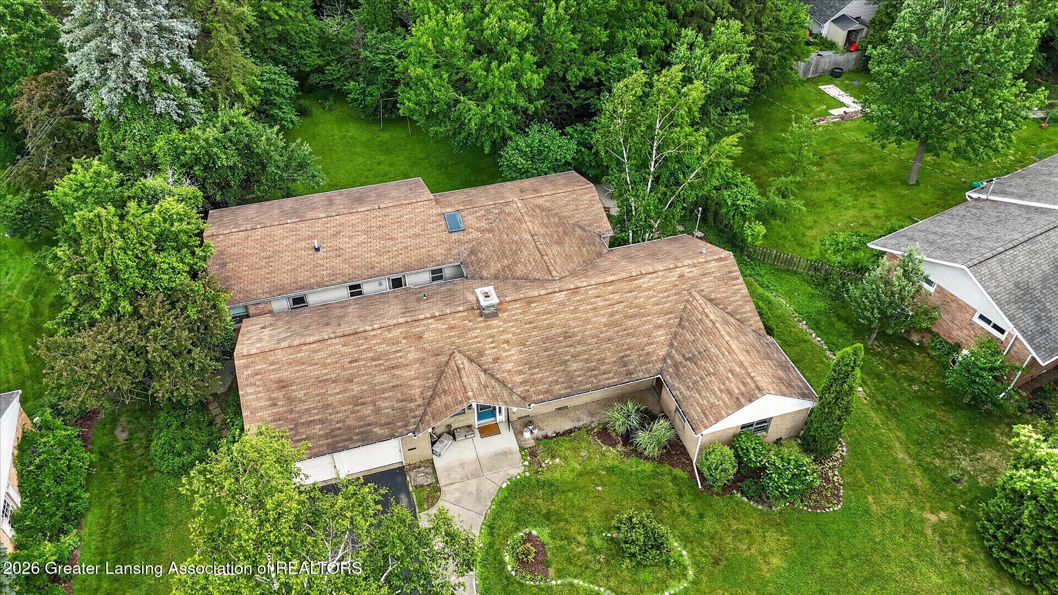 637 Whitehills Drive