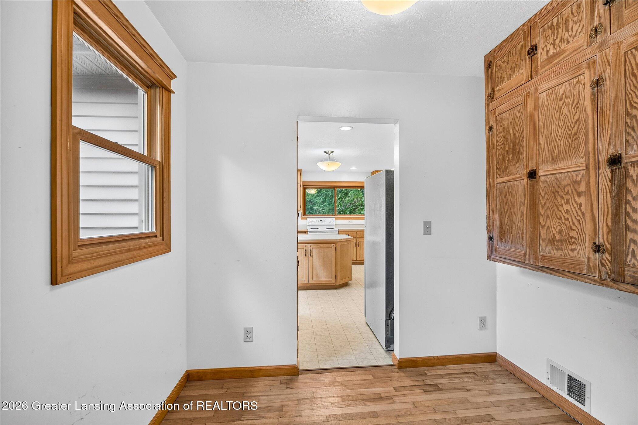 637 Whitehills Drive
