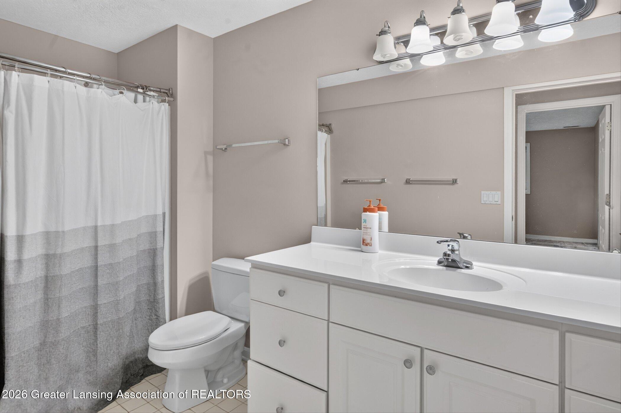 4011 Highland Terrace 3