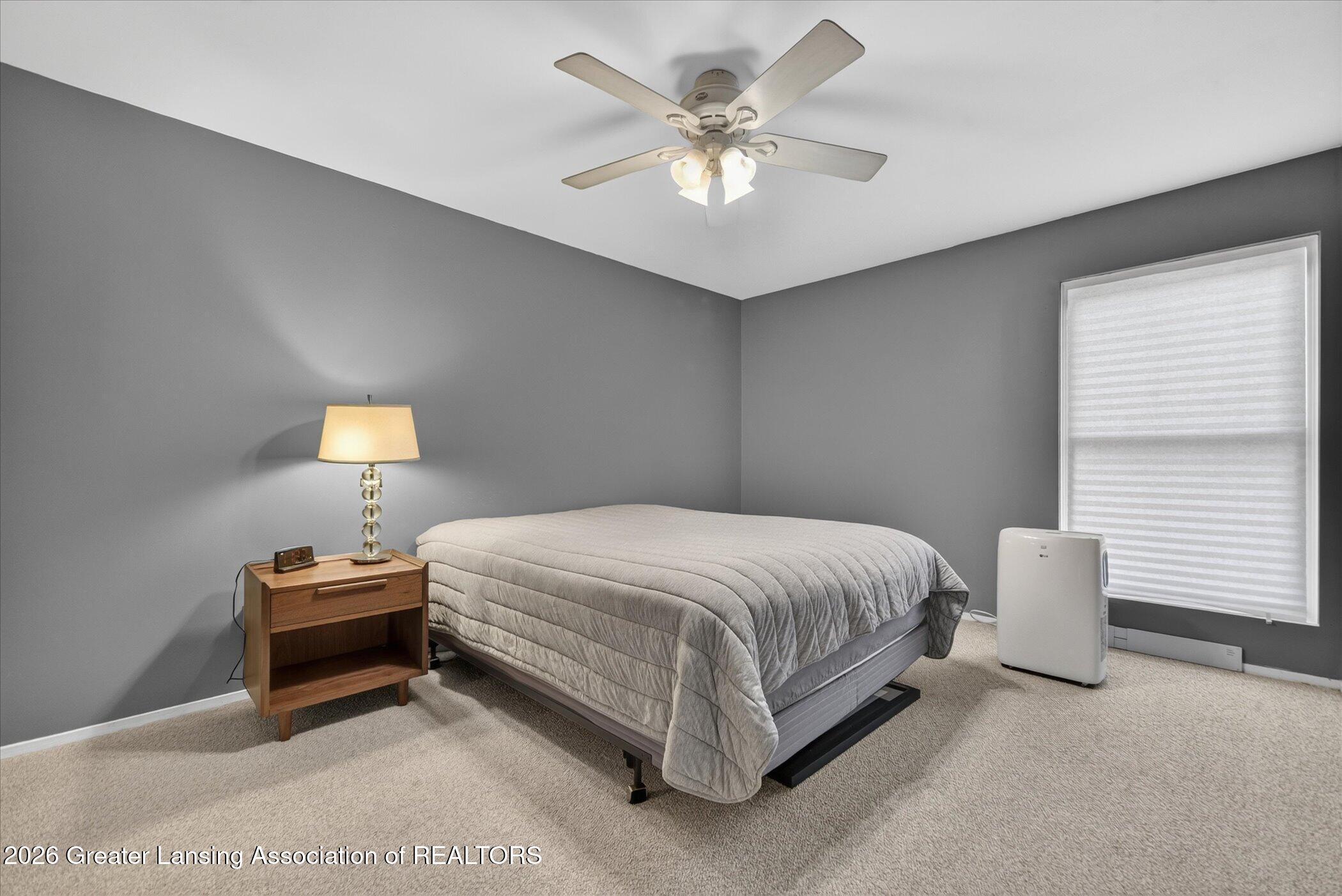 3659 E Meadows Court
