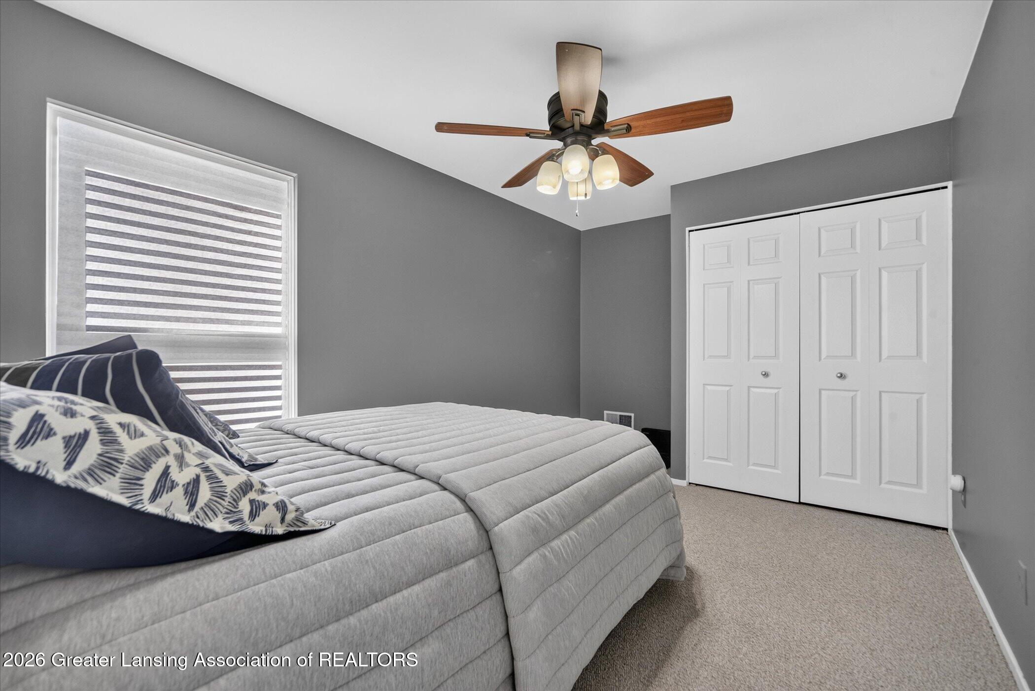 3659 E Meadows Court