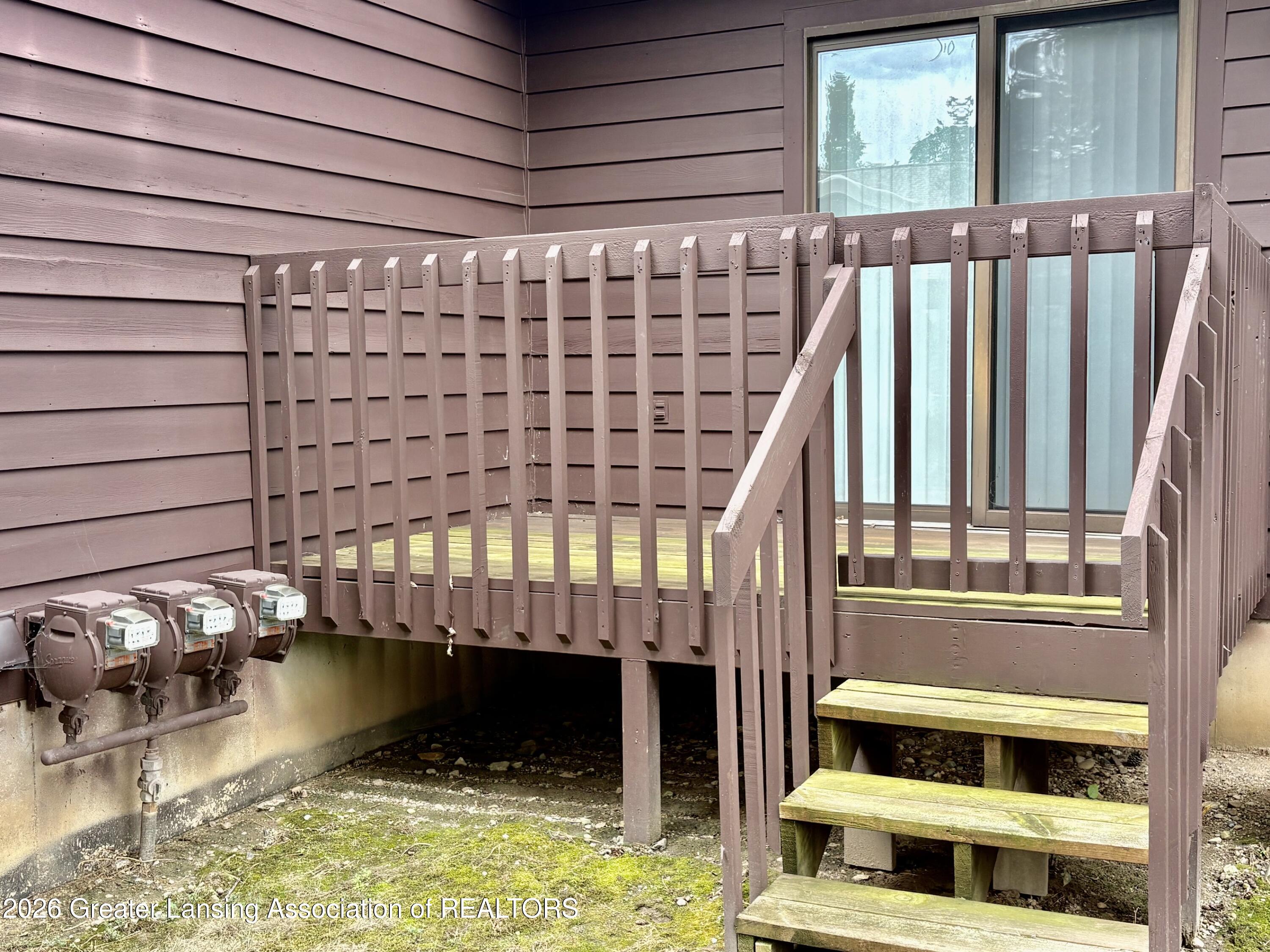 225 E Jolly Road F2