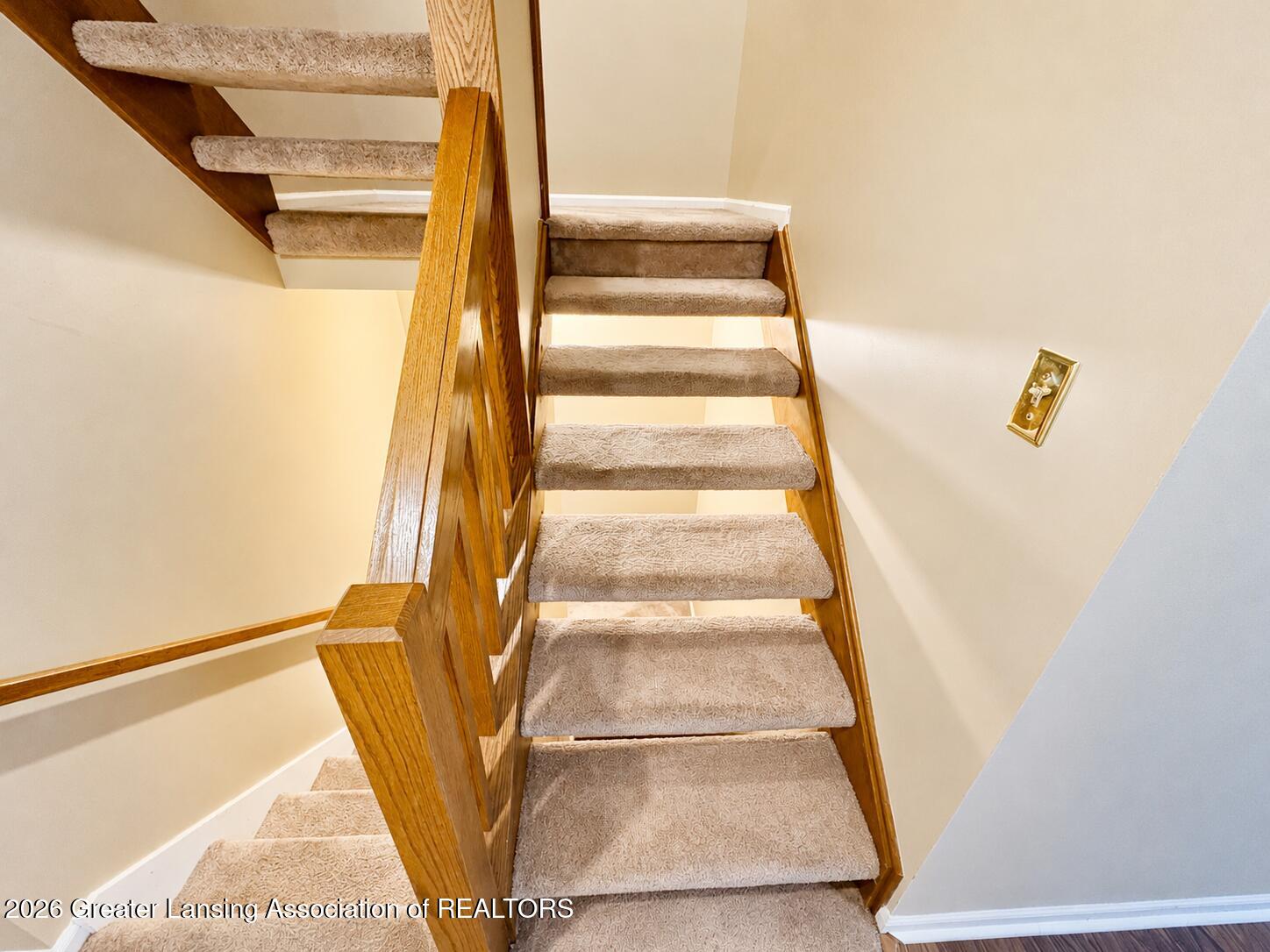 225 E Jolly Road F2