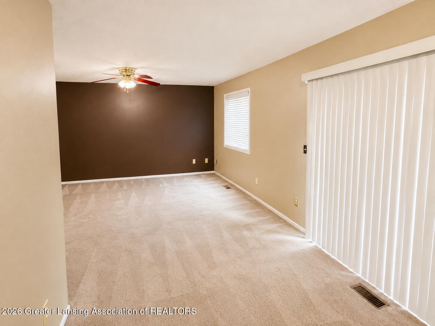 225 E Jolly Road F2