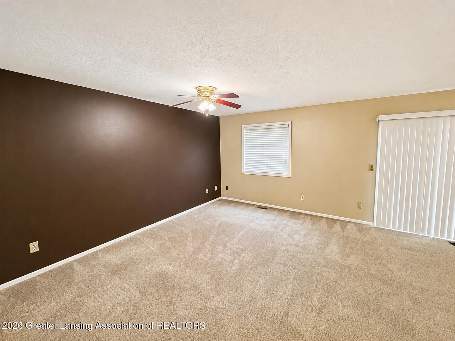 225 E Jolly Road F2