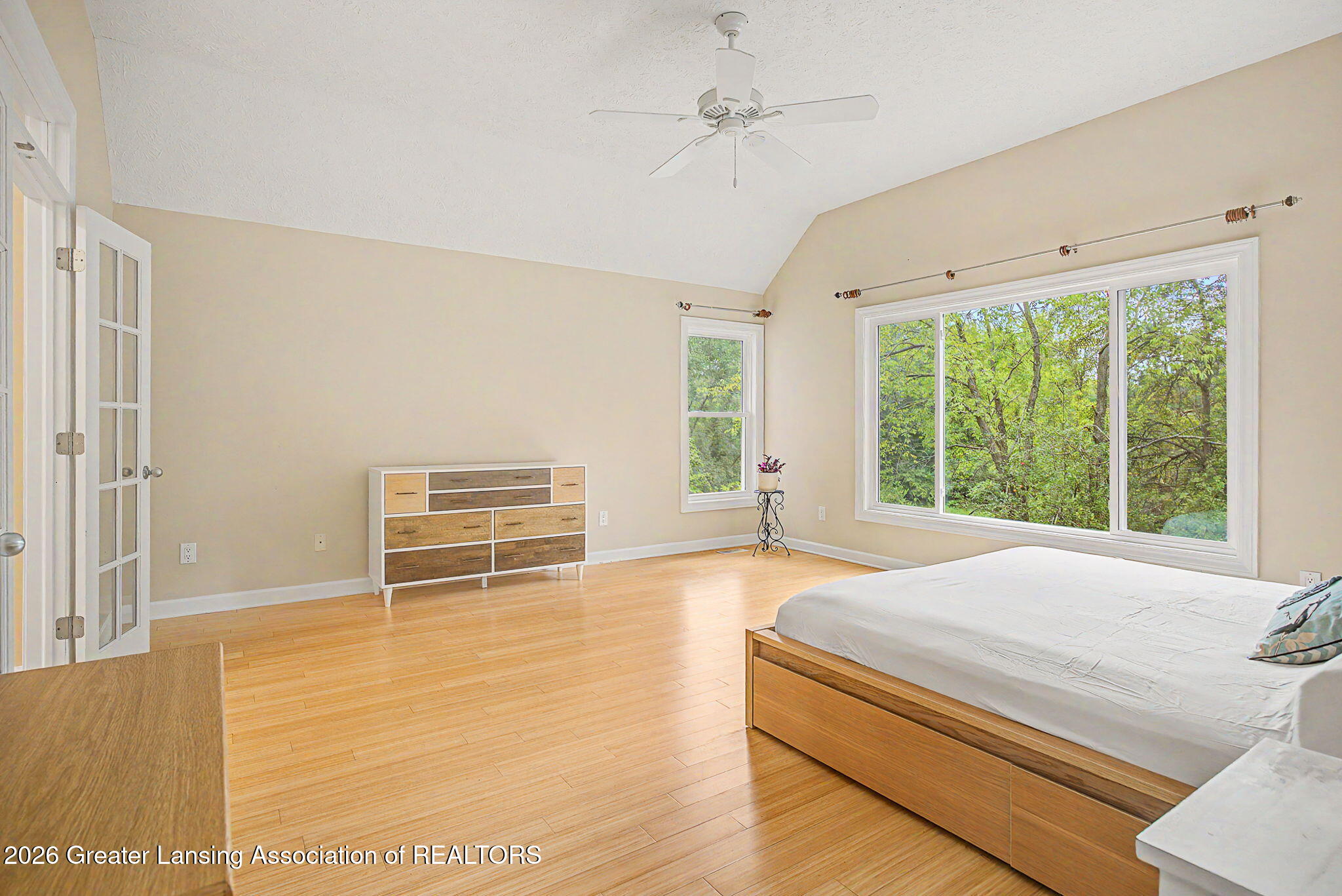 1817 Elk Lane