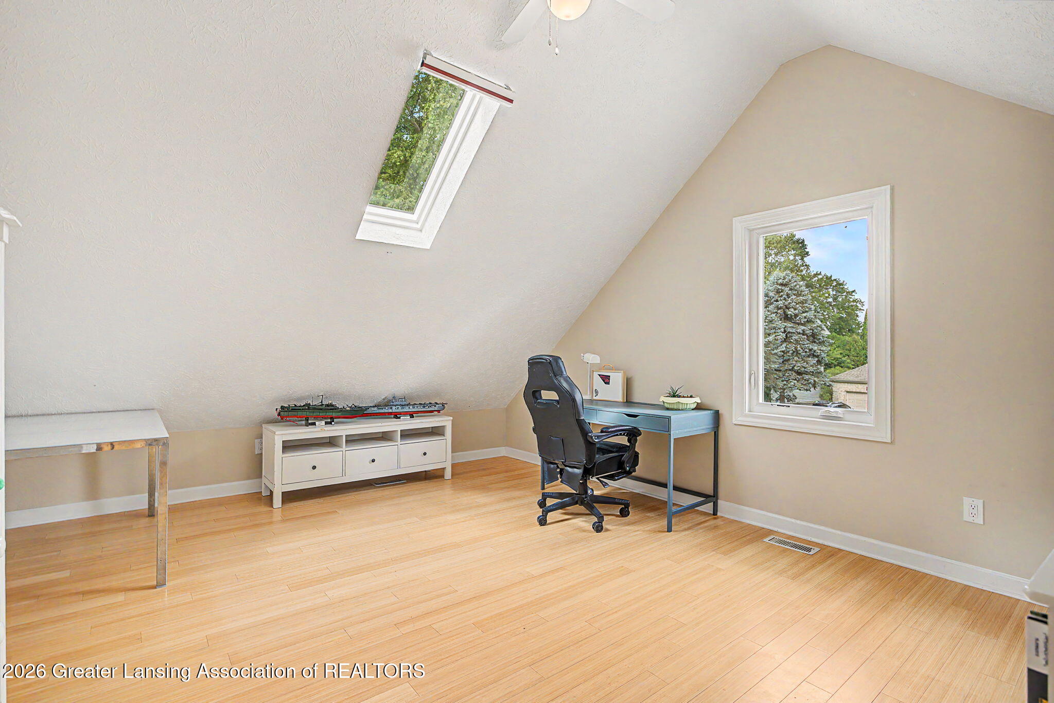1817 Elk Lane