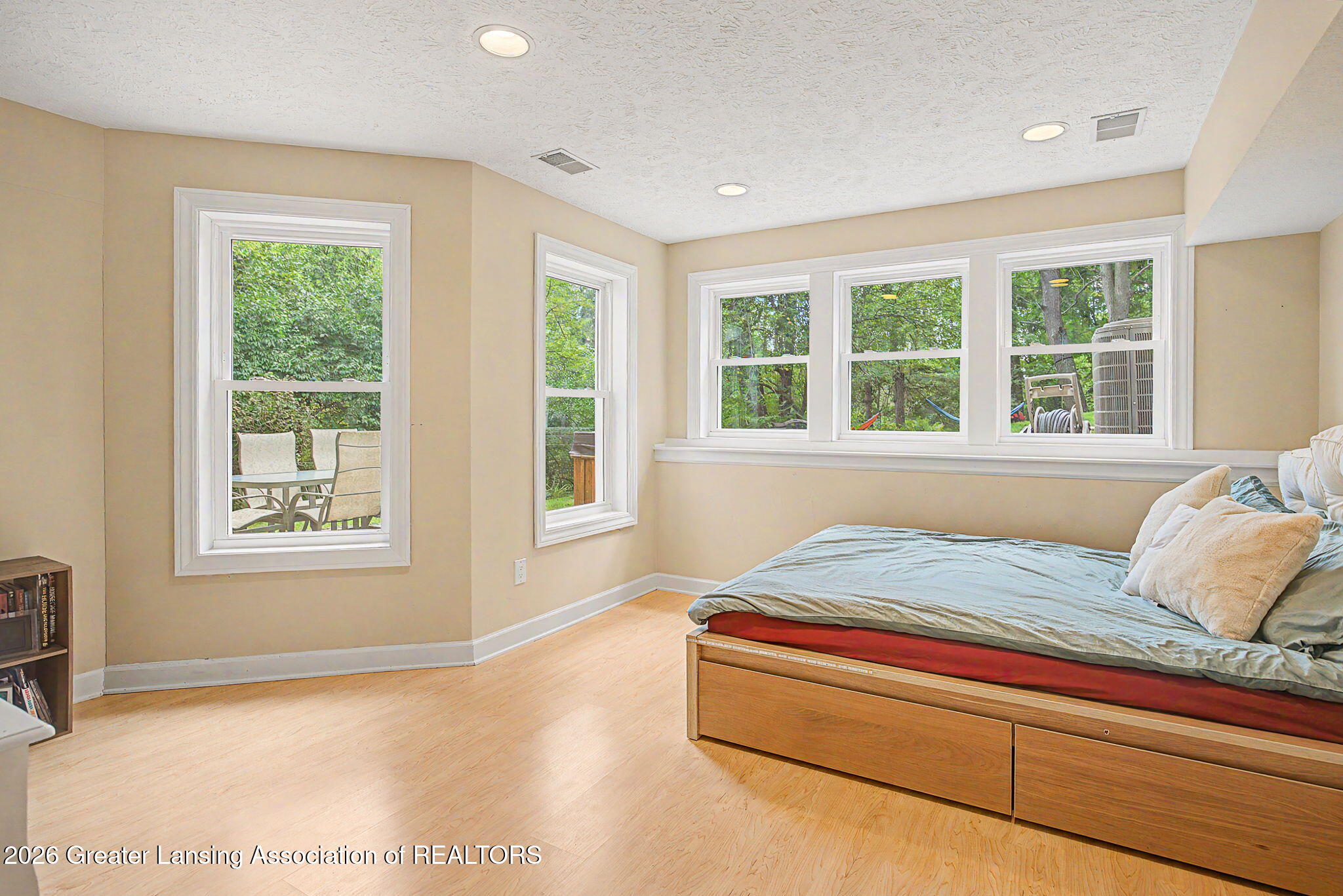 1817 Elk Lane