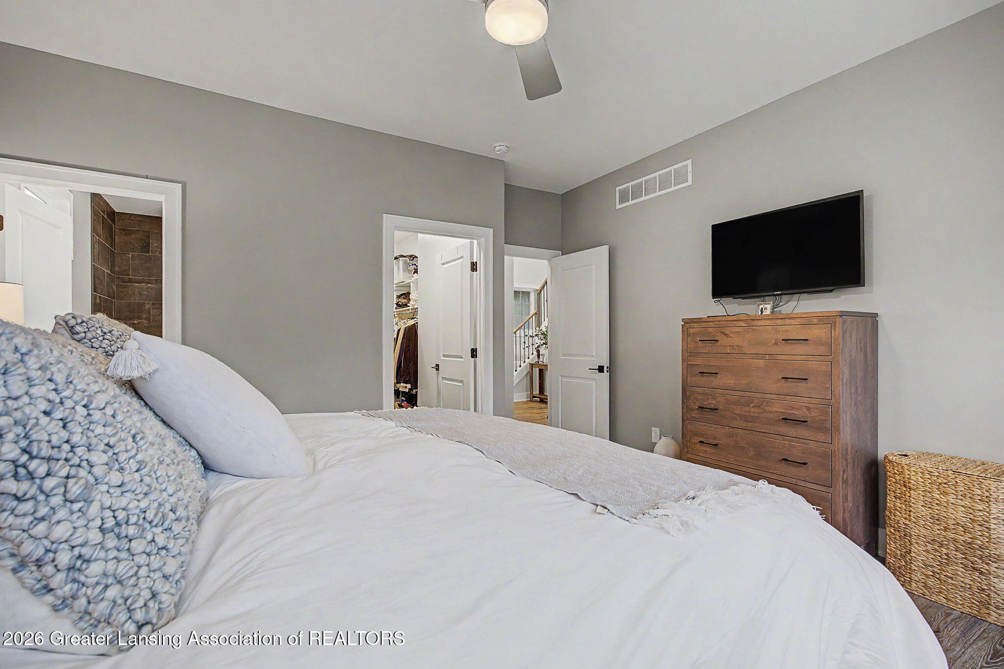 6475 Heathfield Drive