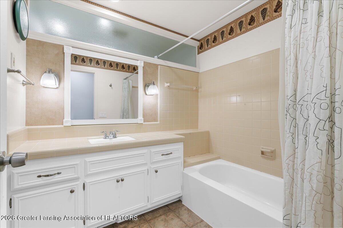 3822 New Salem Avenue