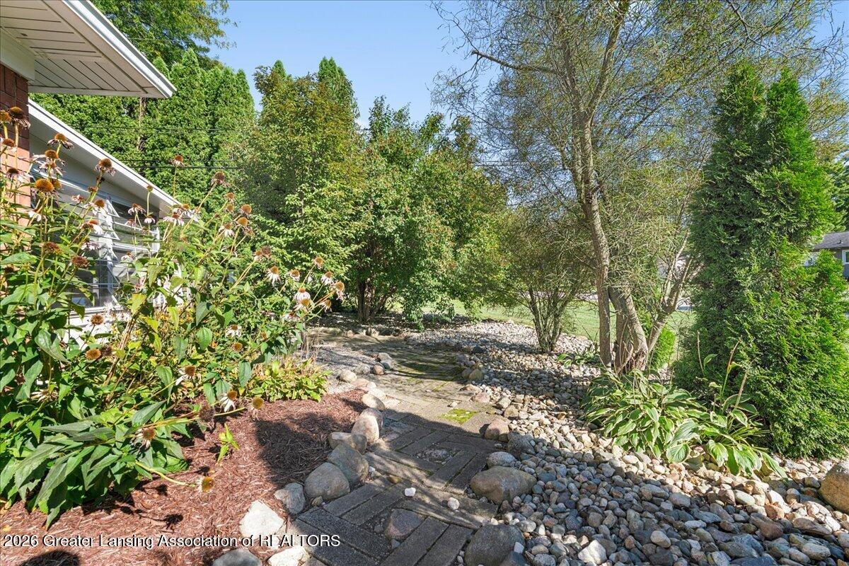 3822 New Salem Avenue