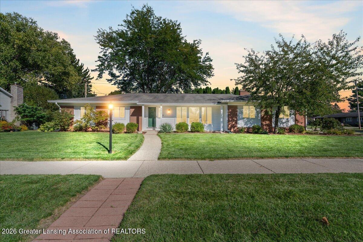 3822 New Salem Avenue Okemos MI