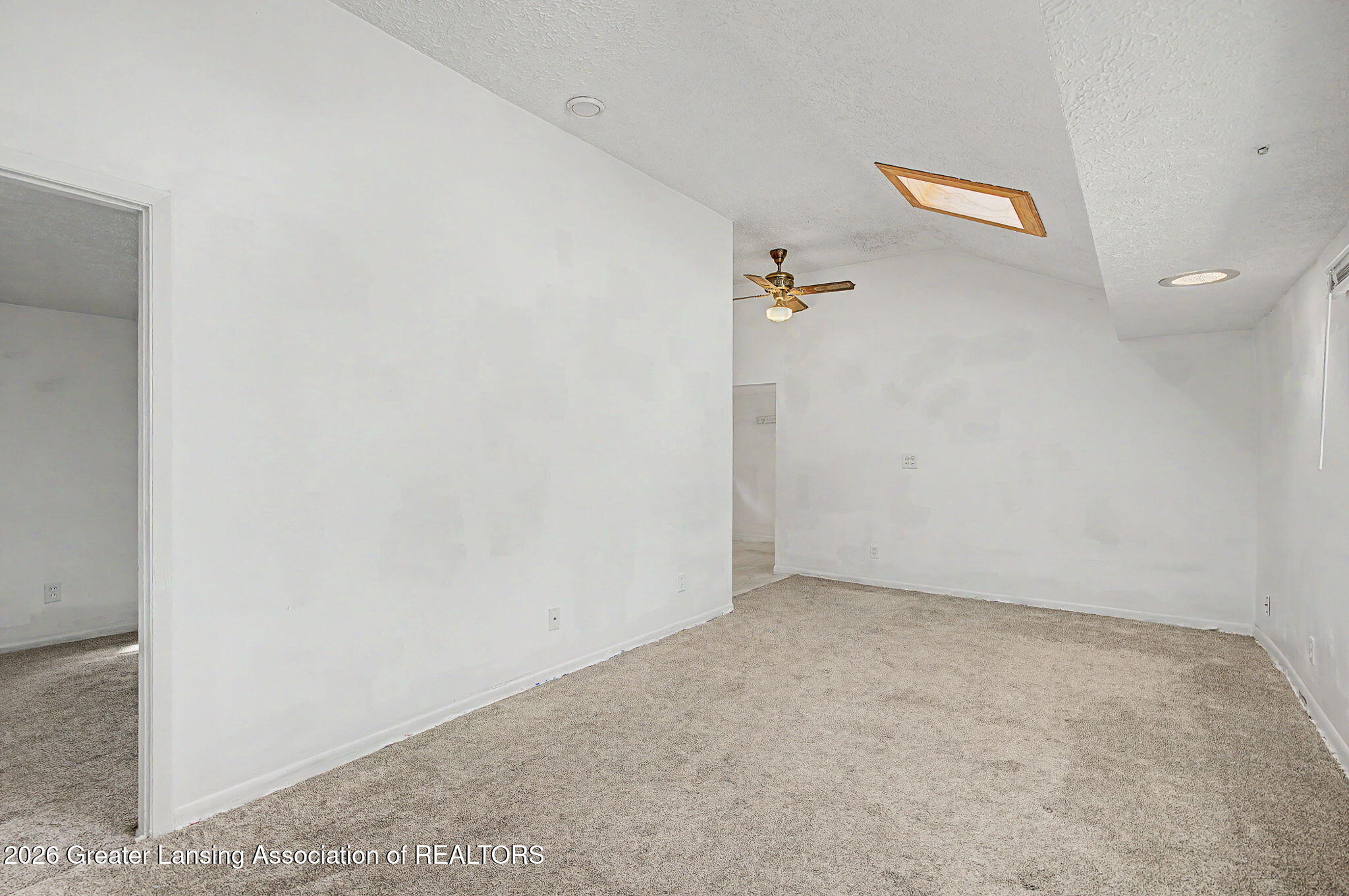 3072 E Lake Lansing Road