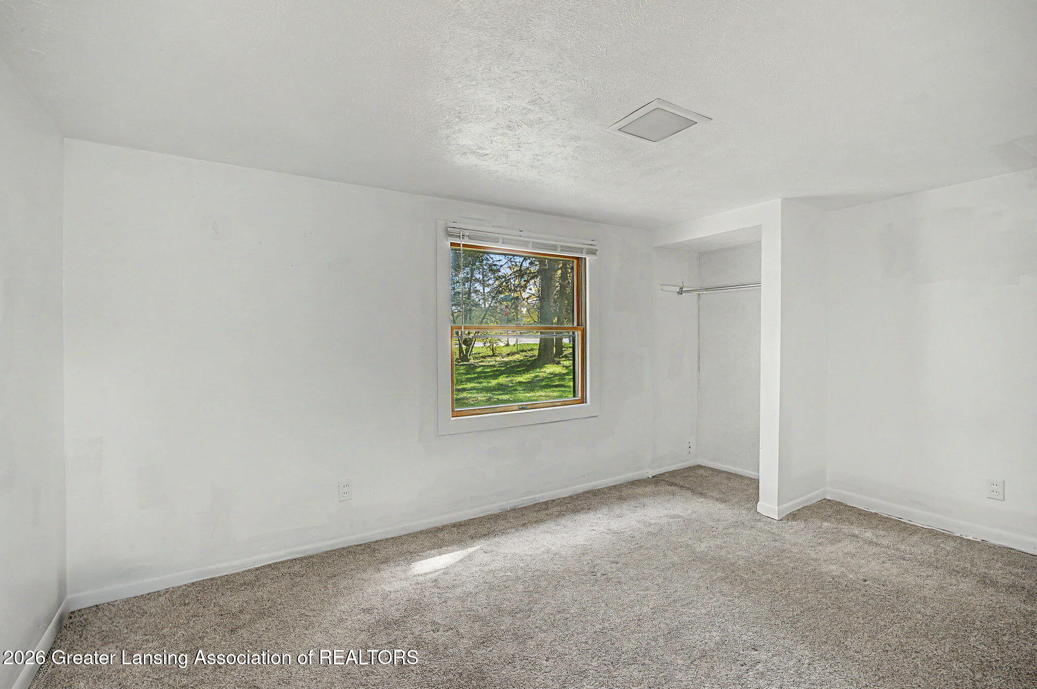 3072 E Lake Lansing Road