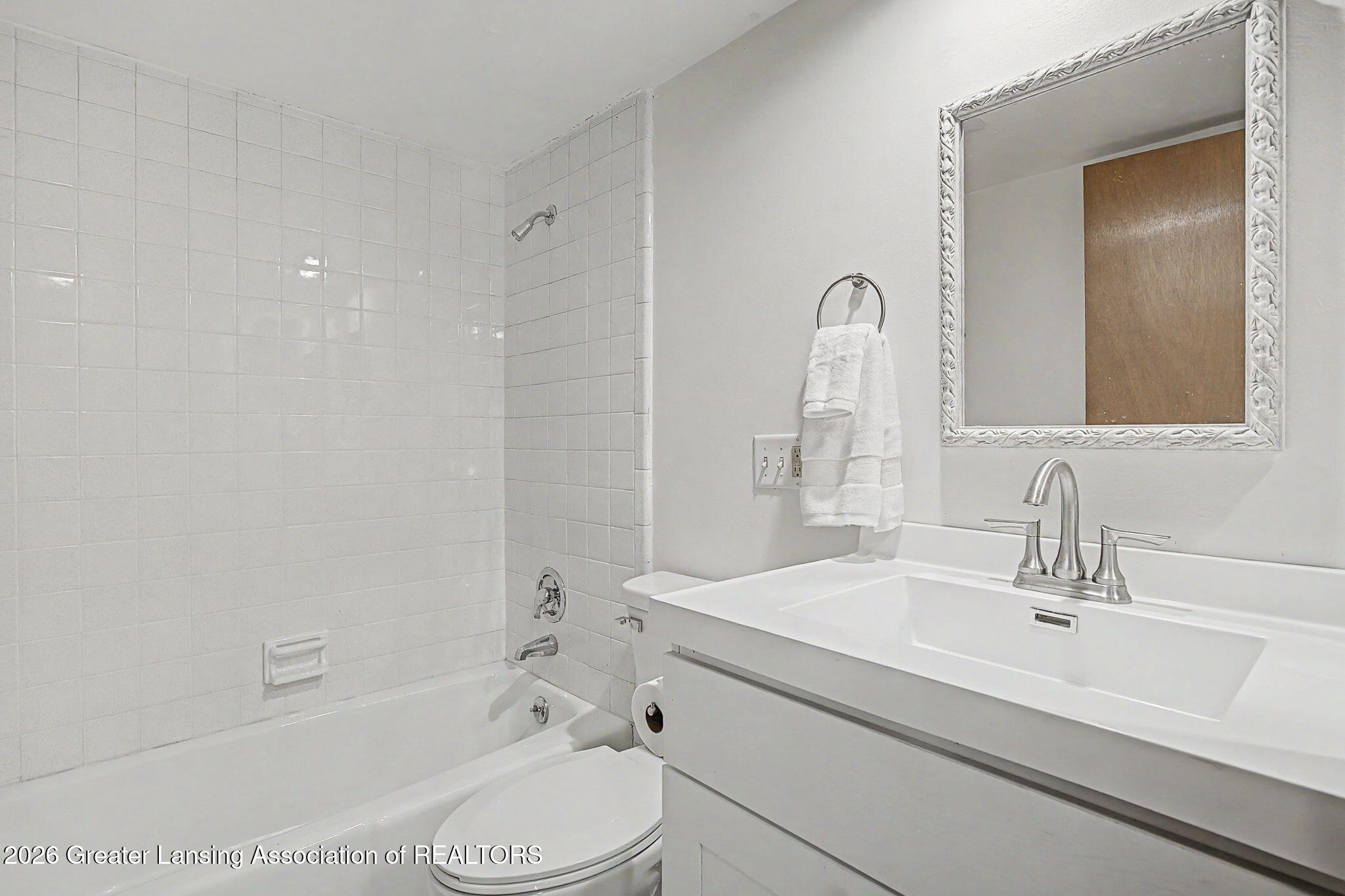 1740 Wellington Road 111