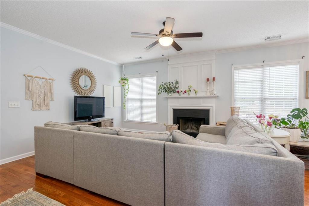 408 ISLANDORA Cove