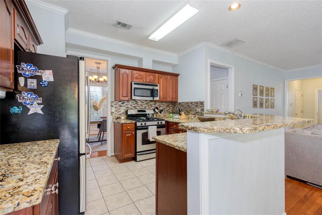 408 ISLANDORA Cove