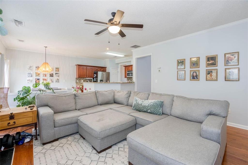 408 ISLANDORA Cove