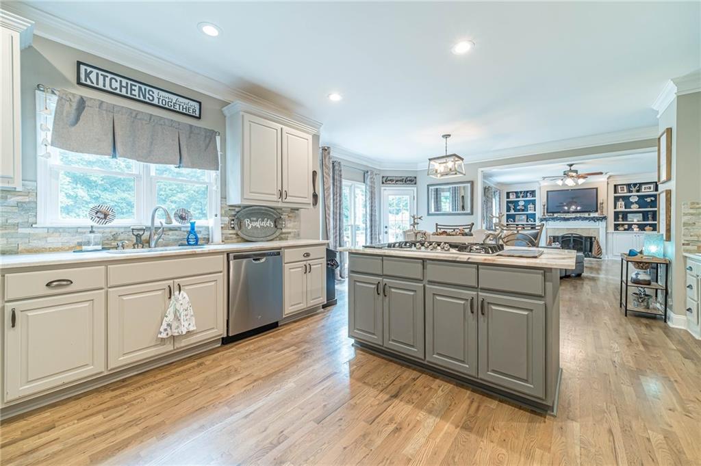 2431 Tennyson Trail