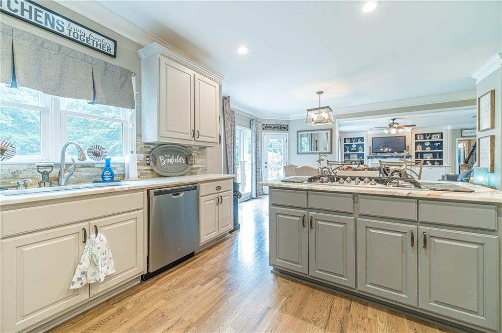 2431 Tennyson Trail
