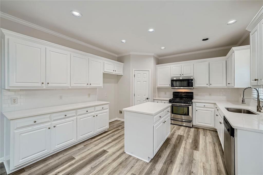 1216 Treemont Trace