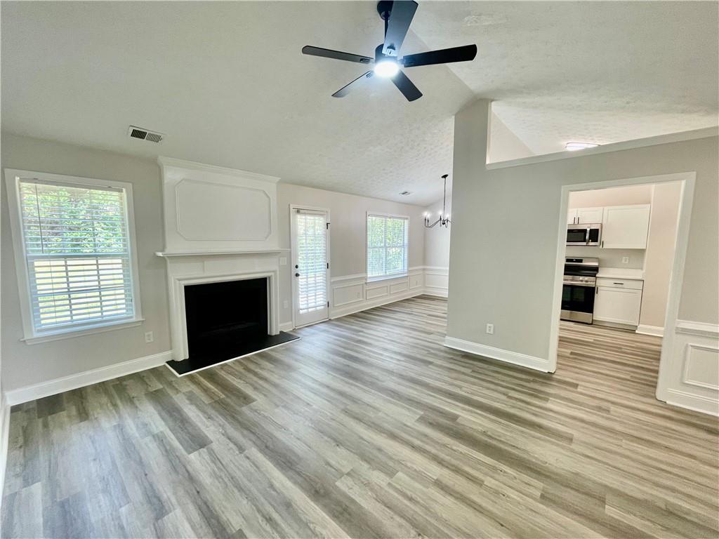 1100 Mercury Drive