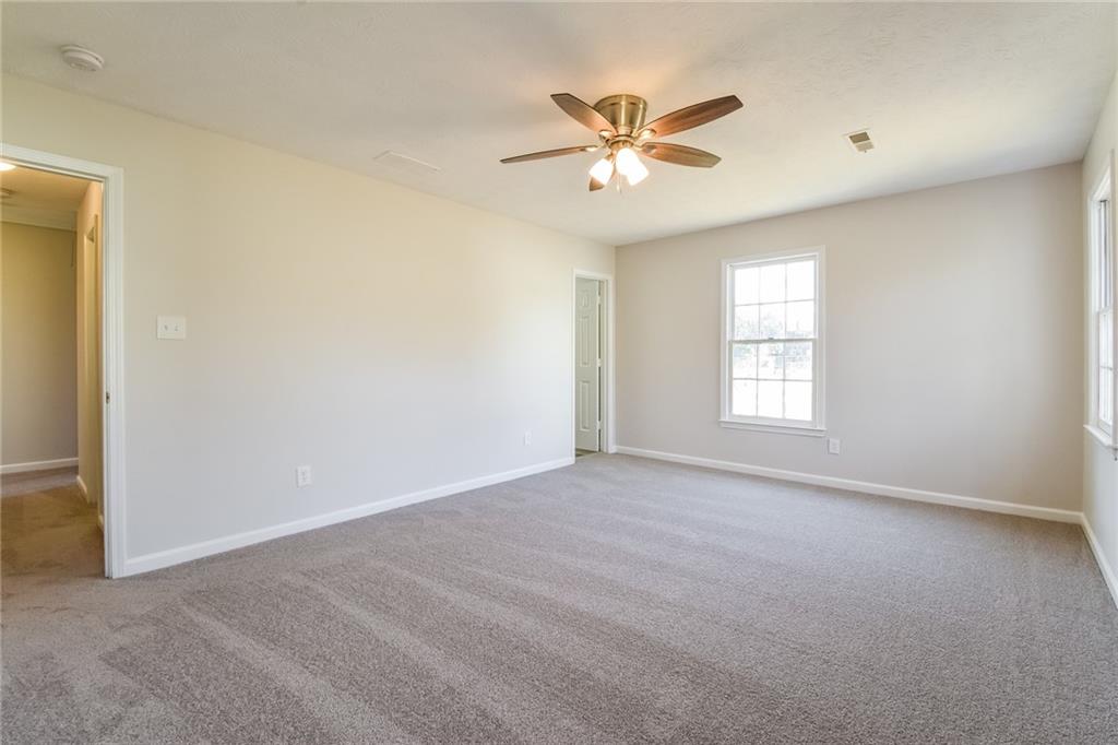 2542 Oak Grove Lane