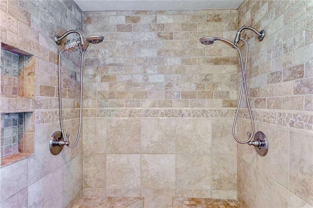5853 Ridgetop Drive