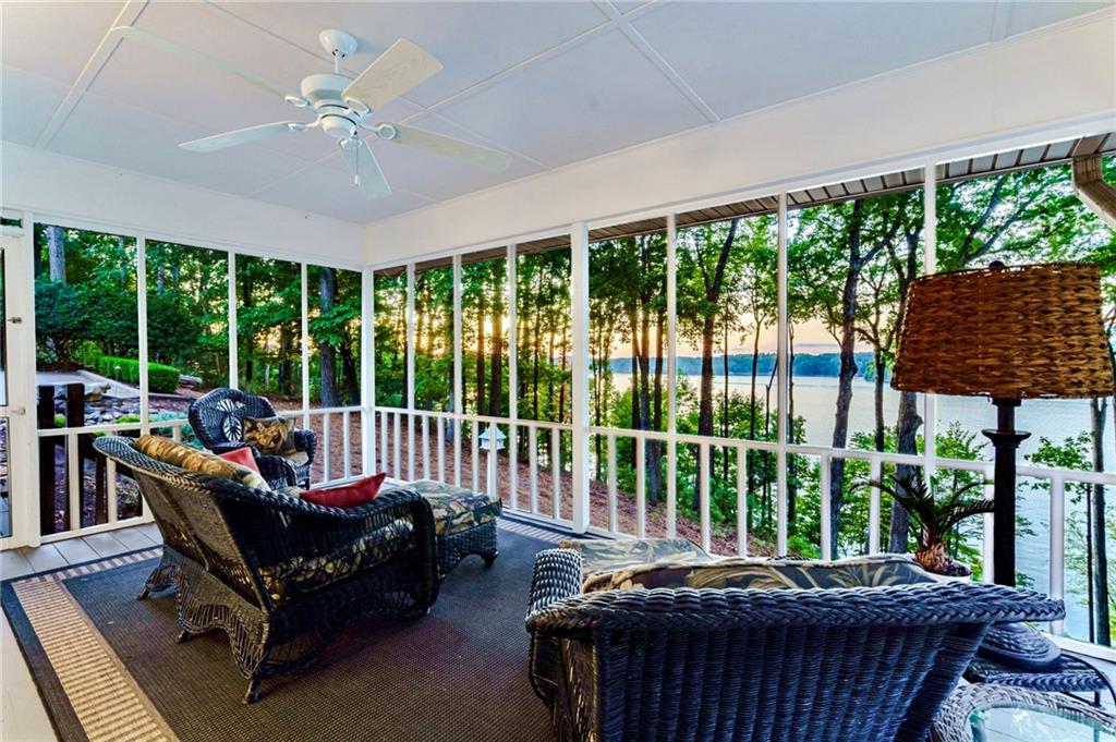 5853 Ridgetop Drive