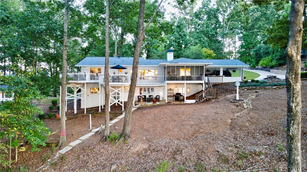 5853 Ridgetop Drive
