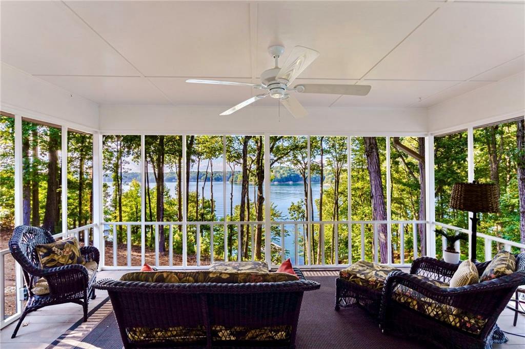 5853 Ridgetop Drive