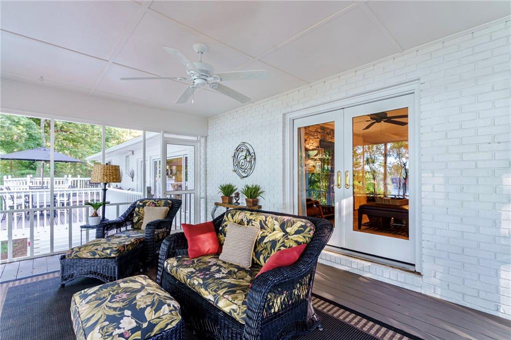 5853 Ridgetop Drive