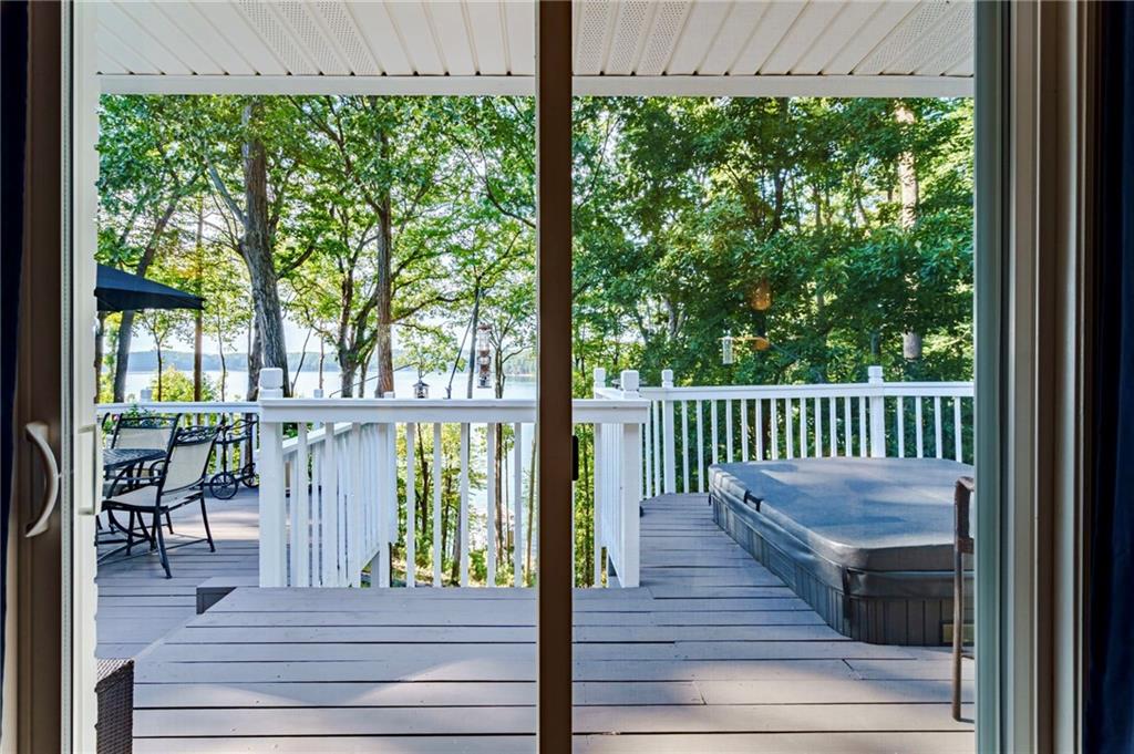 5853 Ridgetop Drive