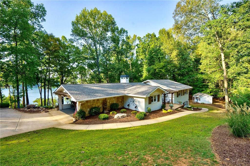 5853 Ridgetop Drive