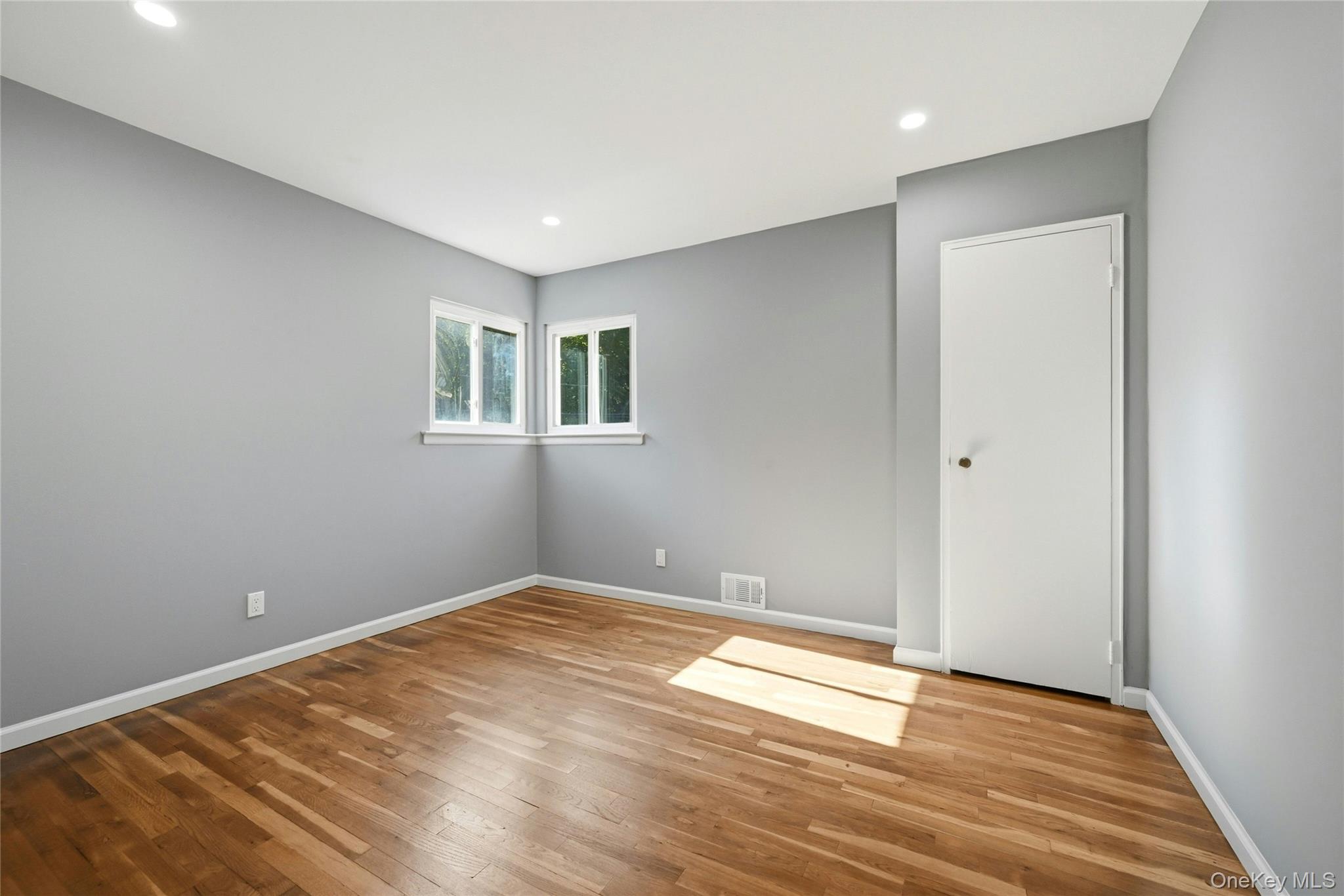 29 Henry Avenue