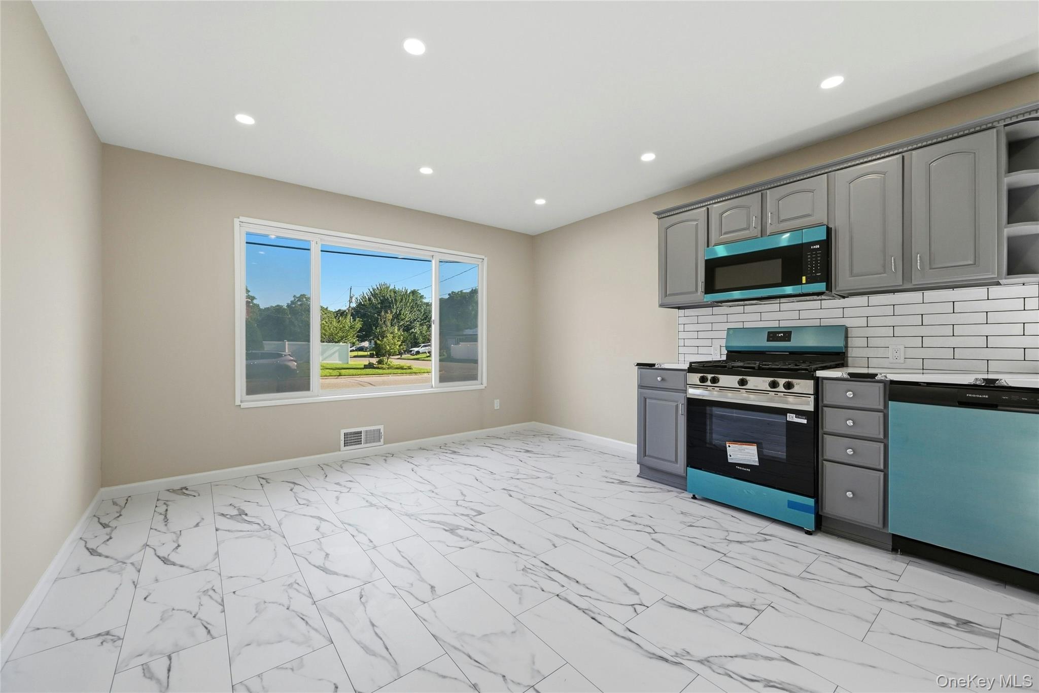 29 Henry Avenue