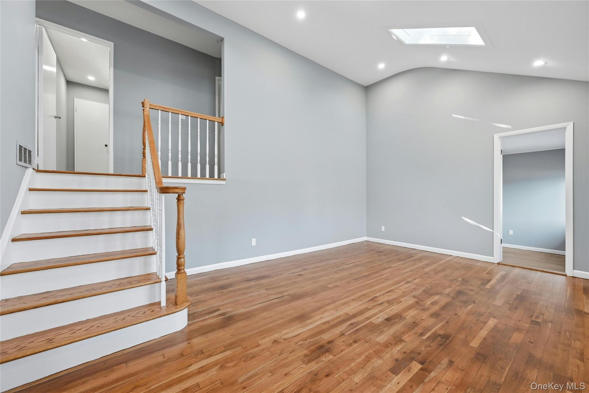 29 Henry Avenue