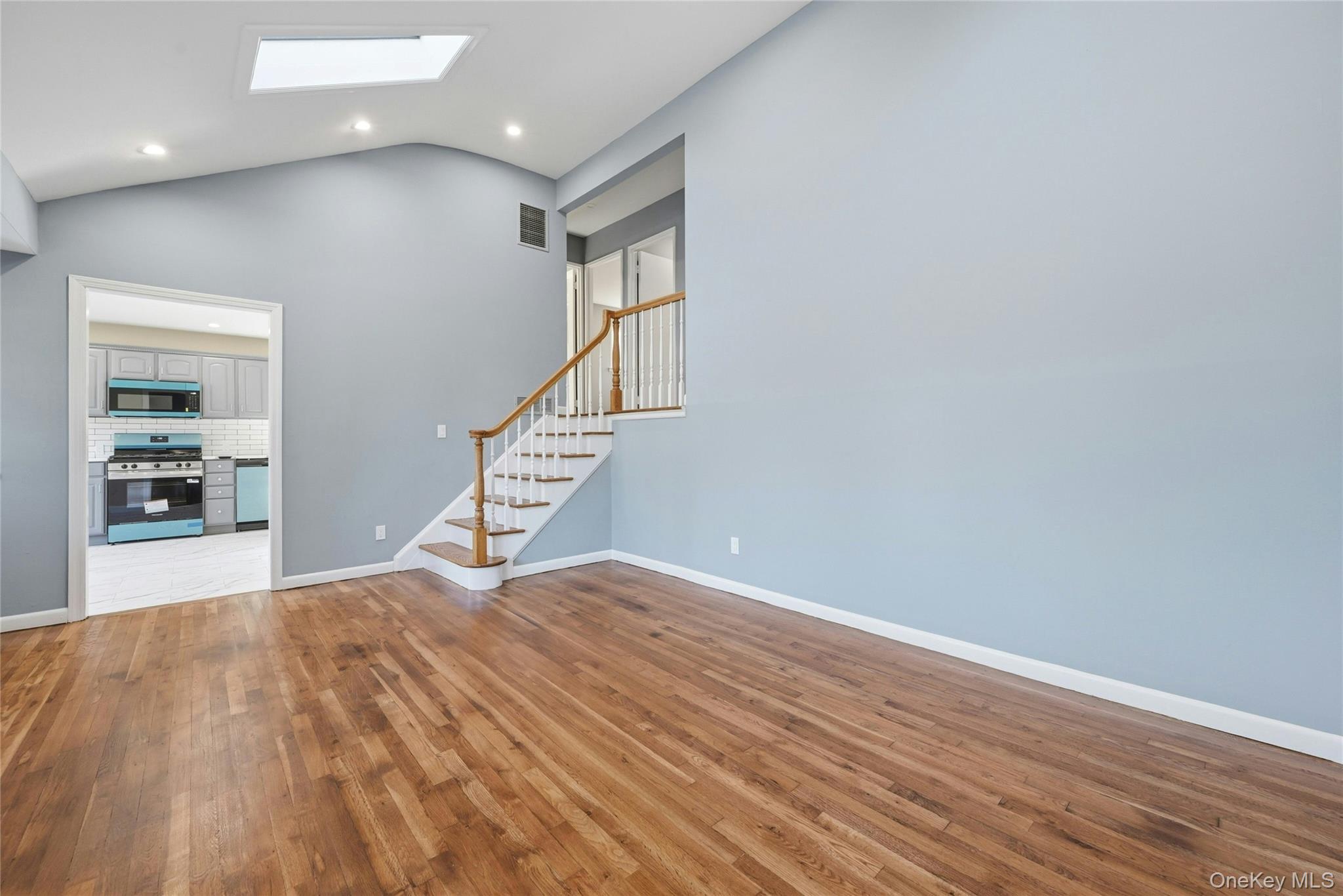 29 Henry Avenue