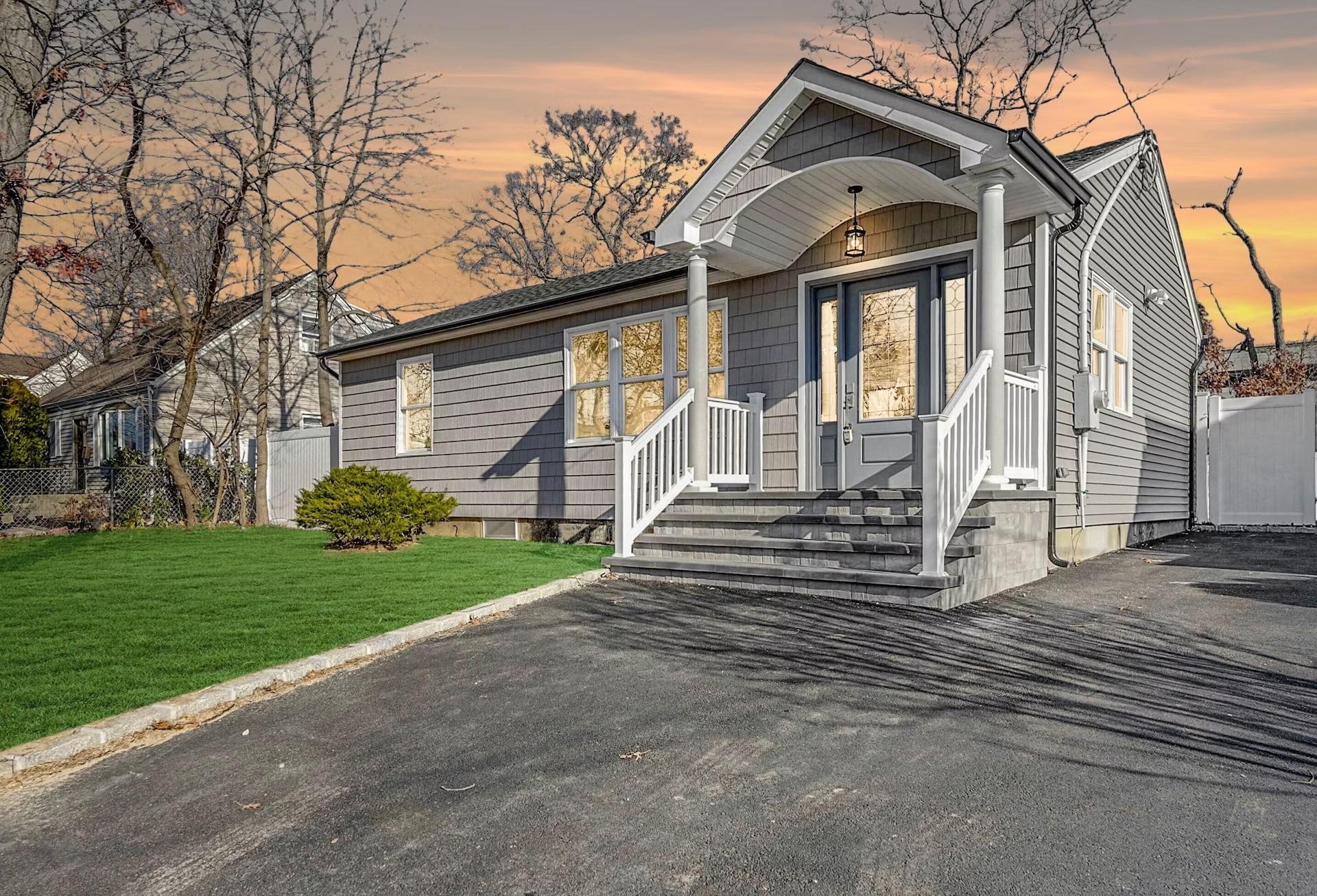 97 Lakewood Avenue
